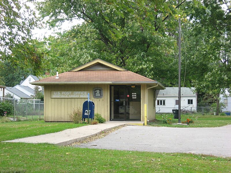 Grantville, KS Post Office