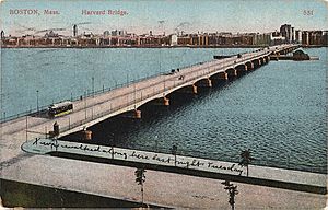 Archivo:Harvard Bridge postcard, 1910