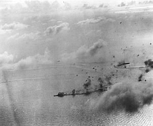 Archivo:Japanese Carrier Division Three under attack