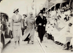 Archivo:Luis Alberto de Herrera y familia en ocasión del arribo de Getulio Vargas