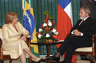 Archivo:Michelle Bachelet Brazil visit 177