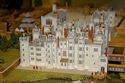 Archivo:Model of Richmond Palace