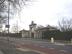 No-longer used entrance to Syon Park, Brentford - geograph.org.uk - 1123299