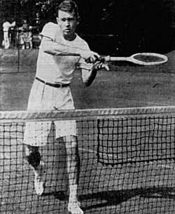 Archivo:Pancho Segura 1942