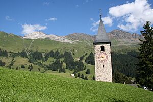 Archivo:Parpan Kirche