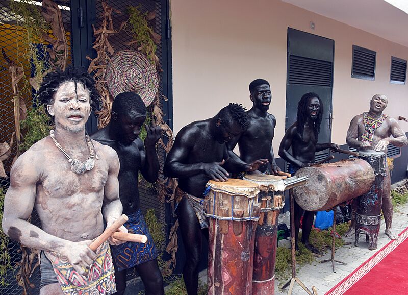 Performance Groupe de musique et danse et musique traditionnelle02