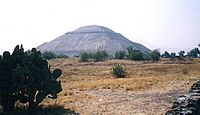 Archivo:Pirámide del Sol - Teotihuacán