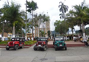 Plaza Principal Genova Quindio.jpg