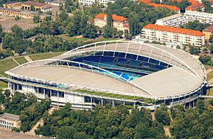 Archivo:Red Bull arena, Leipzig von oben Zentralstadion