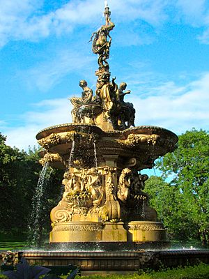 Archivo:Ross Fountain in Edinburgh