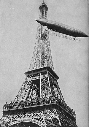 Archivo:Santos-Dumont flight around the Eiffel Tower