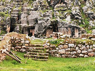 Templo Cusco Luna Sup.jpg