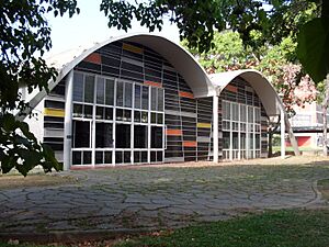 Archivo:UCV 2015-200 Mural de Alejandro Otero, 1954