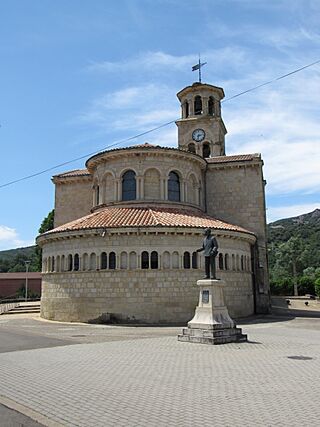 09 Iglesia de Vegaquemada.jpg