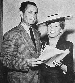Archivo:Arthur Lubin and Mary Pickford 1943