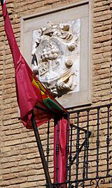 Archivo:Cintruénigo - Plaza de los Fueros , Ayuntamiento 4