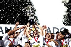 Archivo:Colo Colo Campeón 2006