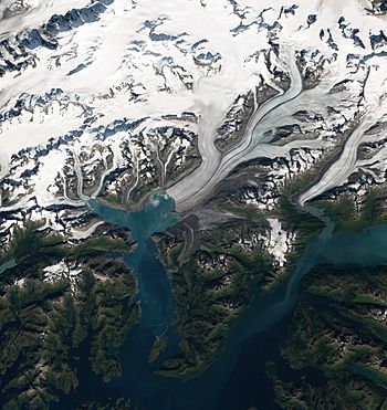 Archivo:Columbia Glacier (Alaska) by Sentinel-2