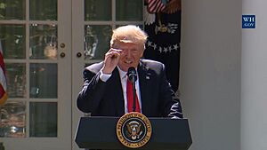 Archivo:Donald-Trump-Regarding-the-Paris-Accord-and-Temperature