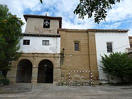 Ibrillos - Iglesia de San Pedro Apóstol - Lateral izq. 02.jpg
