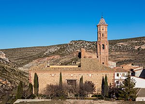 Archivo:Iglesia de San Miguel, Torre de las Arcas, Teruel, España, 2017-01-04, DD 86