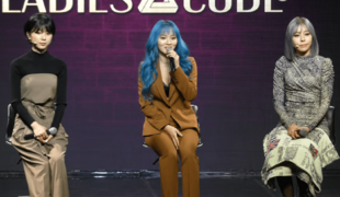 Ladies' Code at a showcase on October 10, 2019.png