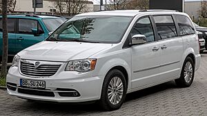 Archivo:Lancia Voyager 1X7A6123