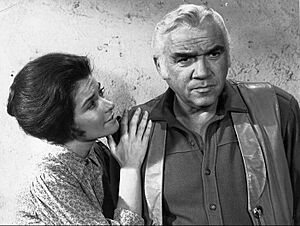 Archivo:Lorne Greene Diane Baker Bonanza 1967