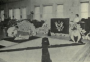 Archivo:Making president's flag 1914