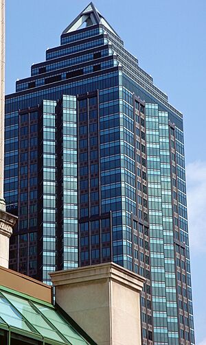 Archivo:Montral-McGill College