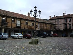 Archivo:Saldaña Plaza Vieja