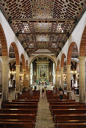 Archivo:Santa Cruz de La Palma Iglesia El Salvador R14