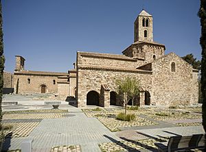 Archivo:Terrassa, Església de Santa Maria-PM 27037