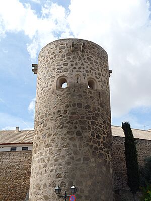 Archivo:Toledo - Muralla - Torreón 01