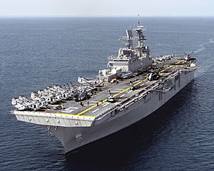Archivo:USS Bataan (LHD-5);10080504