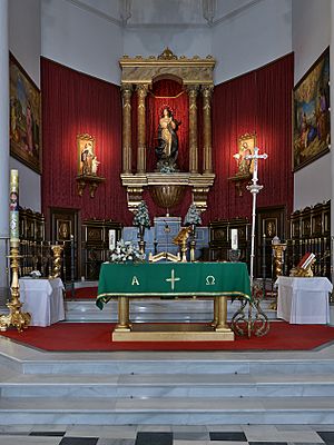 Archivo:Altar mayor de la Iglesia de la Concepción (Huelva)