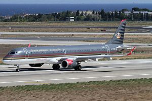 Archivo:Embraer 190-200LR, Royal Jordanian JP7454277
