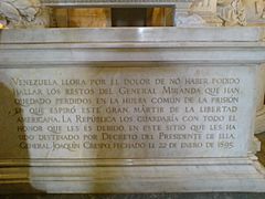 Archivo:Epitafio de Francisco de Miranda en el Panteon