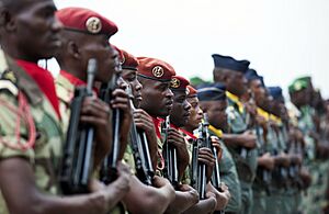 Archivo:Exercise Central Accord 2016 kicks-off in Gabon (27628084966) (2)