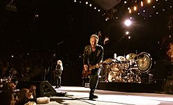Archivo:Fleetwood Mac live in Atlanta 2013