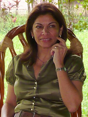 Archivo:Laura Chinchilla cropped