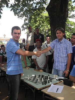 Archivo:Leinier Dominguez (Izquierda) y Pedro Luis Garcia (Derecha)