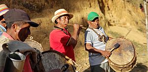 Archivo:Músicos indígenas del pueblo nasa (Jambaló - Cauca - Colombia)