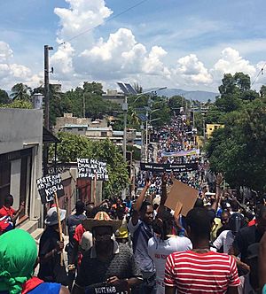 Archivo:Manifestation Haiti
