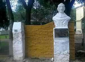 Archivo:Monumento del Fundador de Itapé 