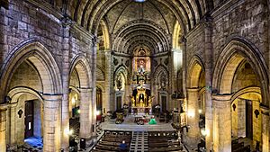 Archivo:Santuario Virgen del Mar interior