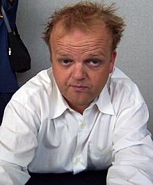Toby Jones.jpg