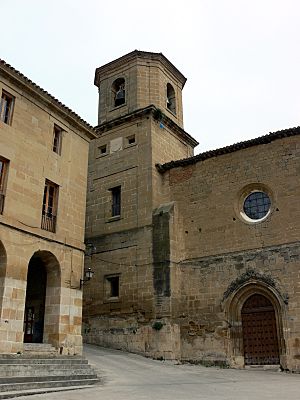 Archivo:Treviana - Iglesia de Santa María la Mayor - 3059129