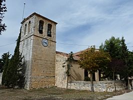 Villalbilla de Gumiel - Iglesia de Santiago Apóstol - Vista general.jpg