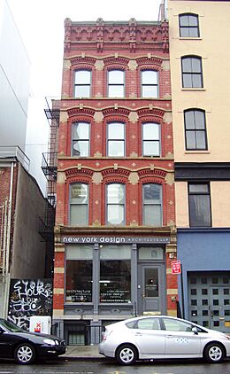 Archivo:175 West Broadway